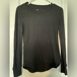 NWOT Women’s small Gap Black Thermal